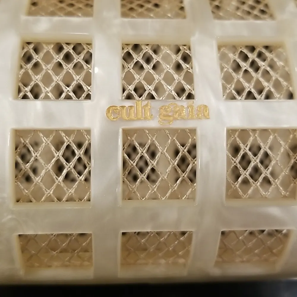 💕CULT GAIA💕 Alana Acrylic Shoulder Bag ~ Ivory NWT - Image 14