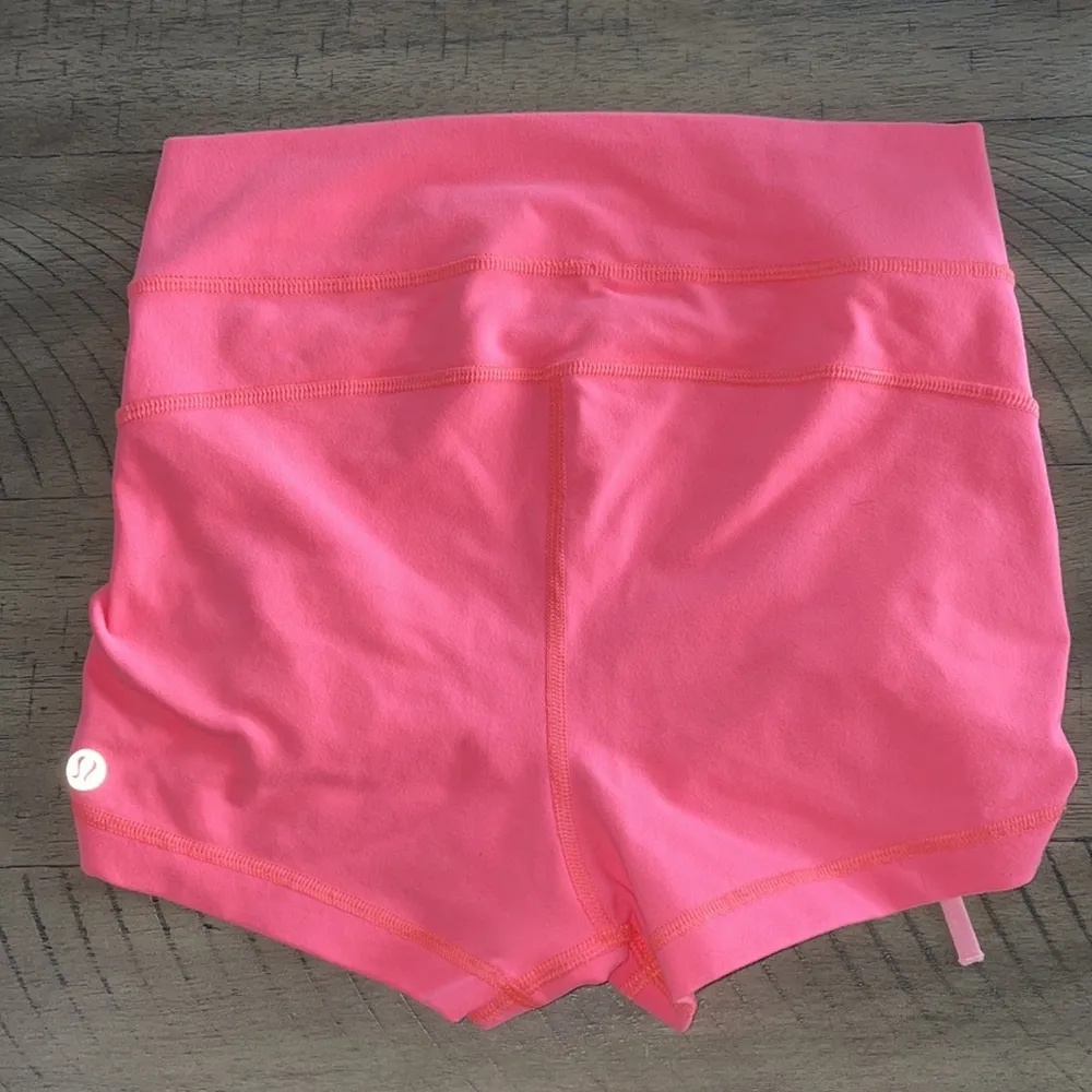 Lululemon Liberty Short Grapefruit Bleached Coral - Image 3