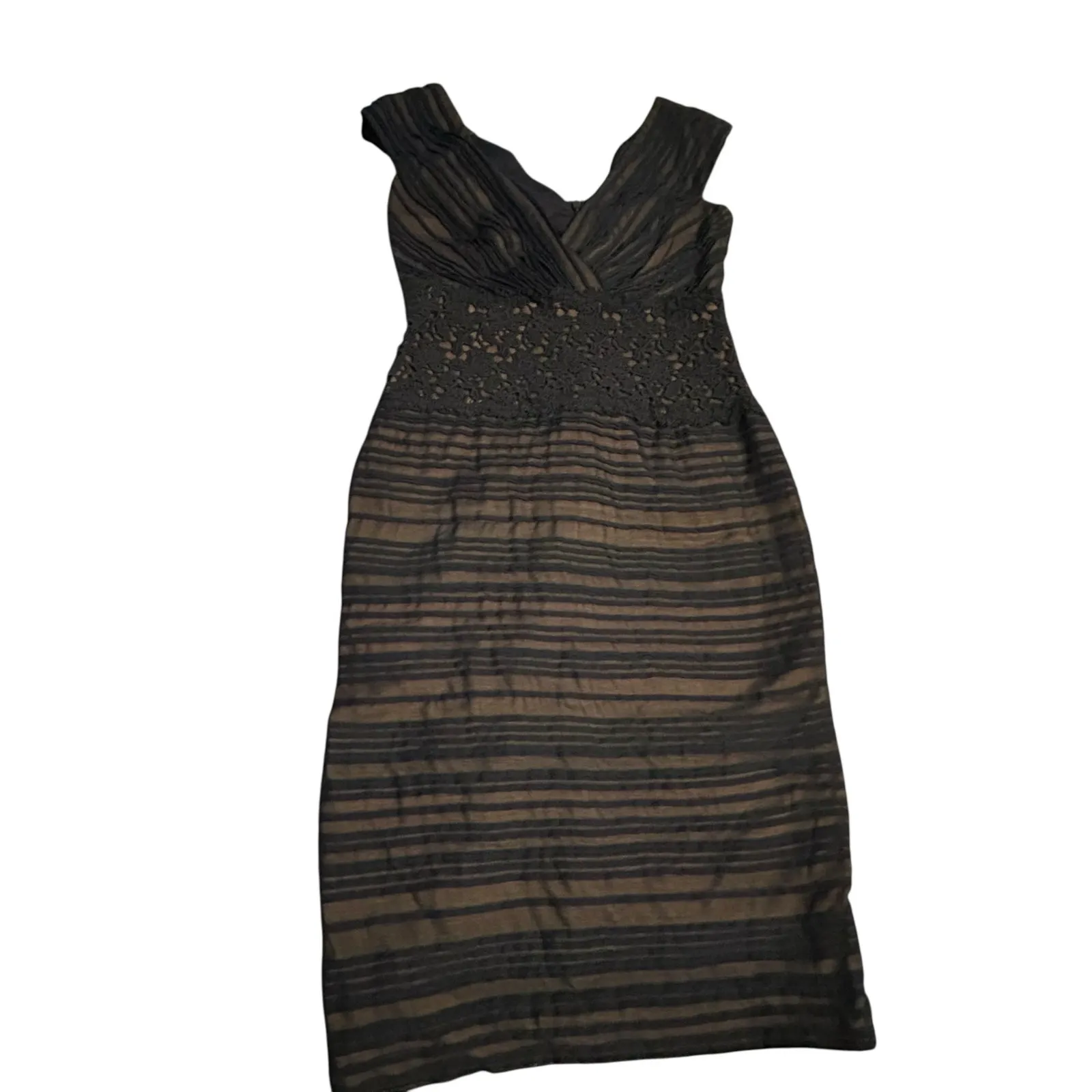 Tadashi Shoji Navy Surplice Neck Cocktail Party Dress
- Size 6 - Image 15