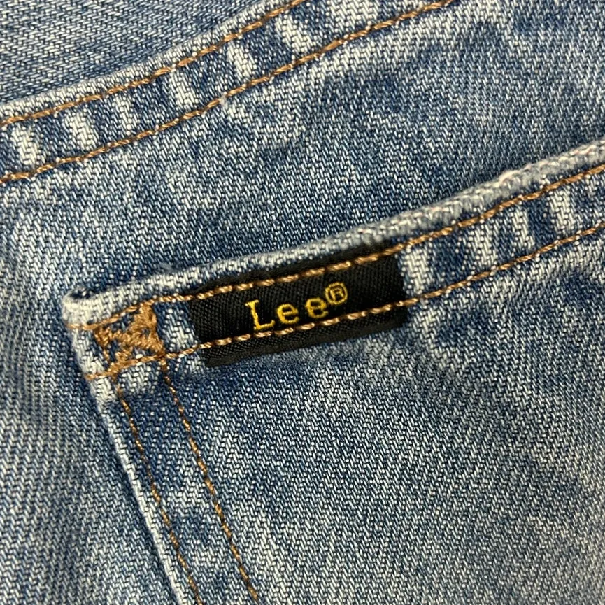 Lee Cut Off Jean Shorts size 8 - Image 8