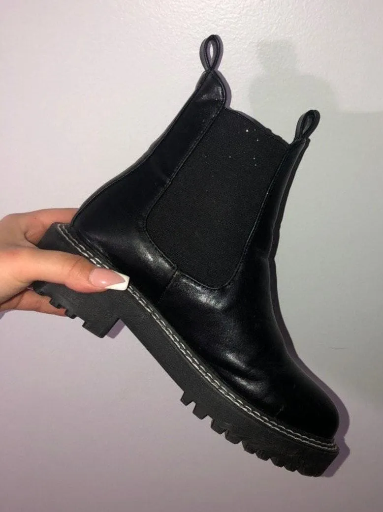 SheIn Black Booties - Image 3