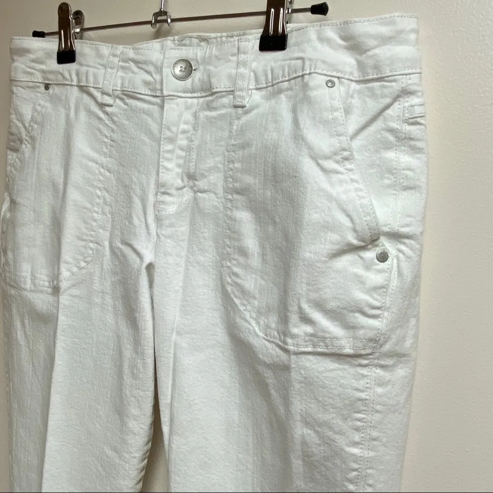 Bandolinoblu White “Gabriella” Twill Capri - Image 7