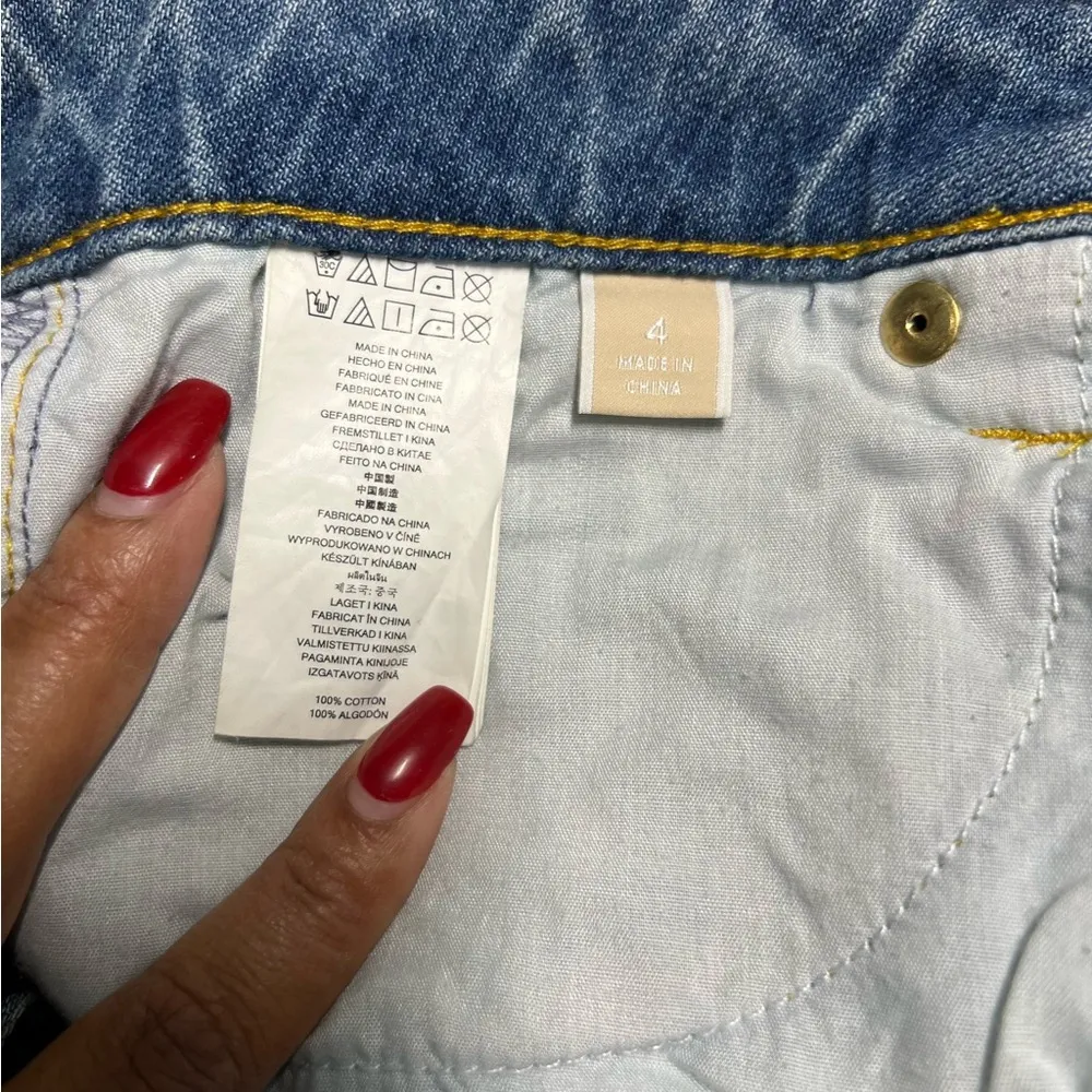 Michael Kors Light Wash Denim Embellished‎ Floral Sequined Jeans Cropped Cotton - Image 15