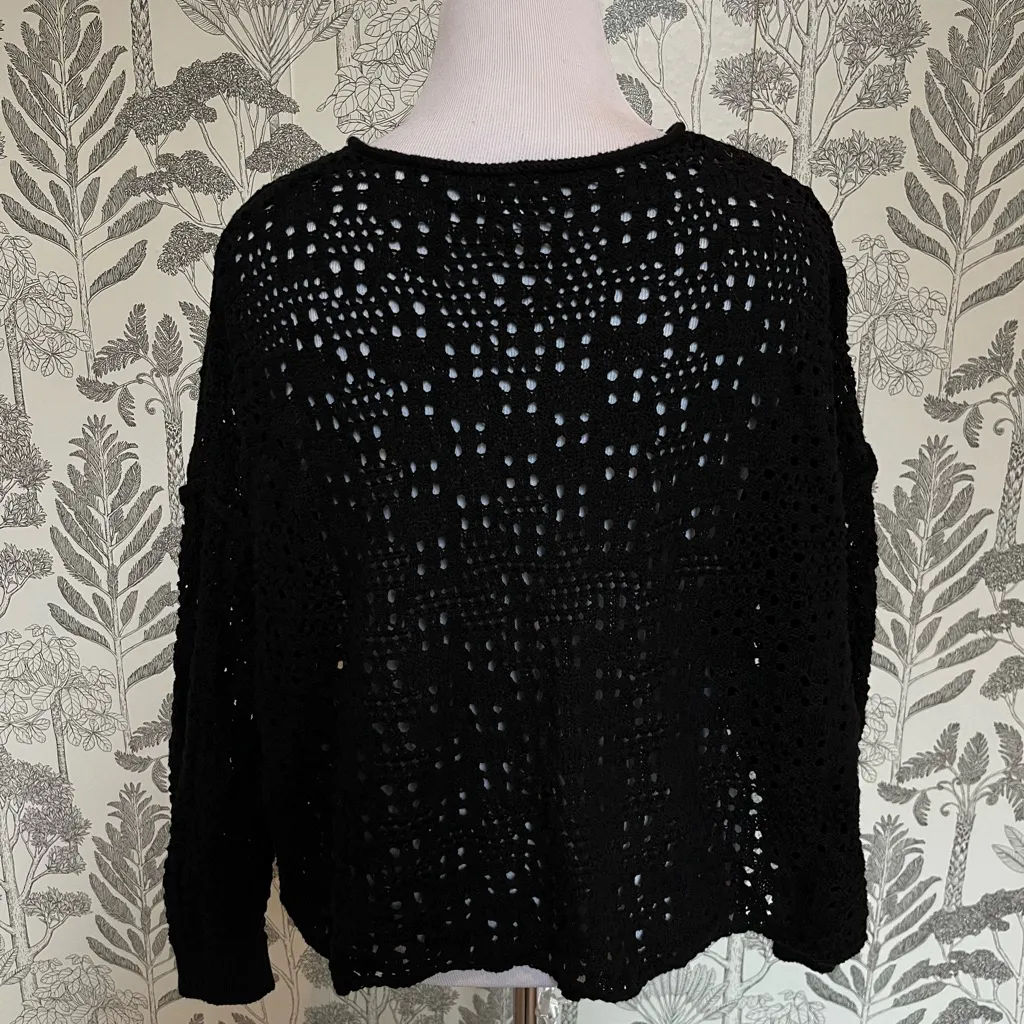 Patrons of peace Anthropologie black cotton Knit Crop Sweater button oversized M - Image 3
