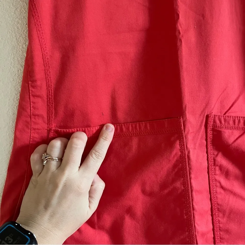 Women's Red Antidote Scrubs Scrub Top Size Medium - Image 5