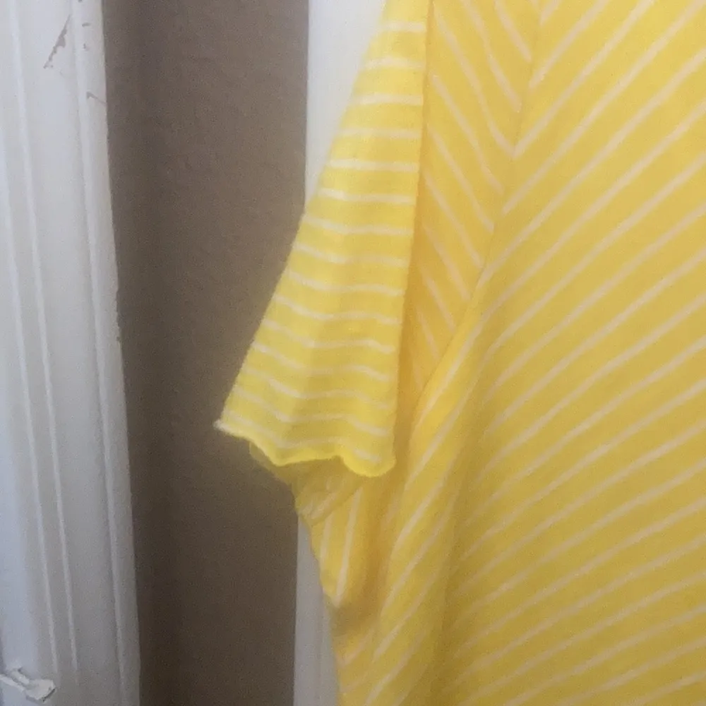 FINAL MARKDOWN LADIES westbound tee xl - Image 2