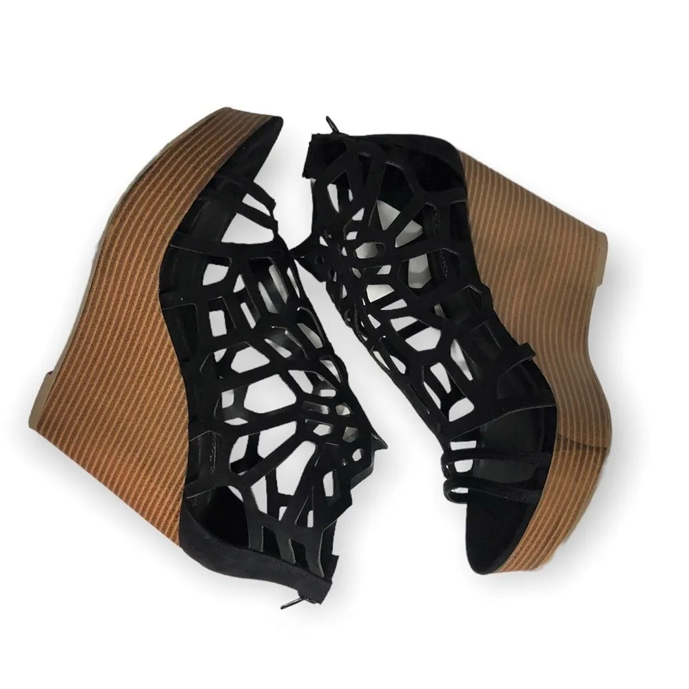 Hot Tomato Suede Black Wedge Heels Size 10 - Image 92