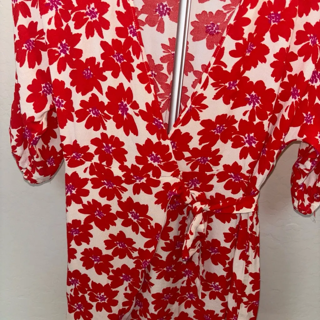 Zara Red Floral  Print Wrap Mini dress Size S - Image 3