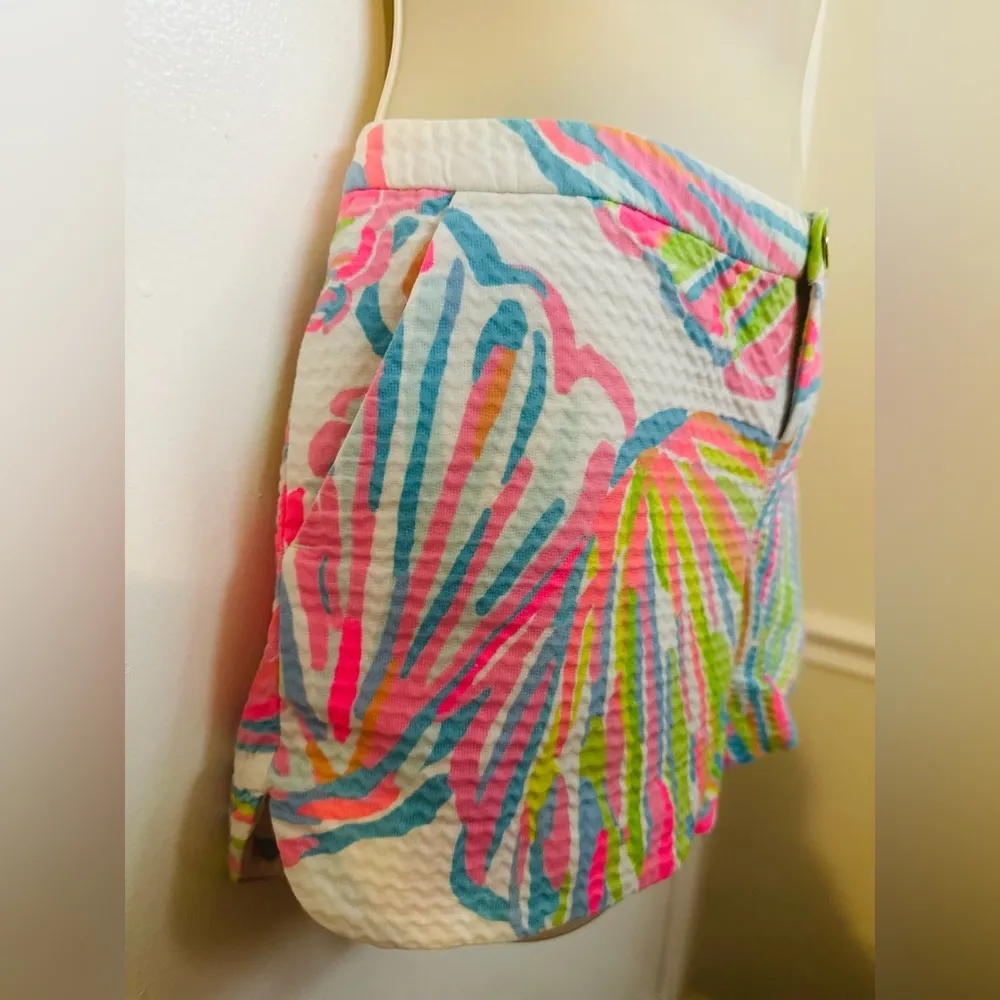 Lilly Pulitzer Adie Shorts Womens Size 0 Sea Shell Jacquard Zip Mid Rise Pockets - Image 4