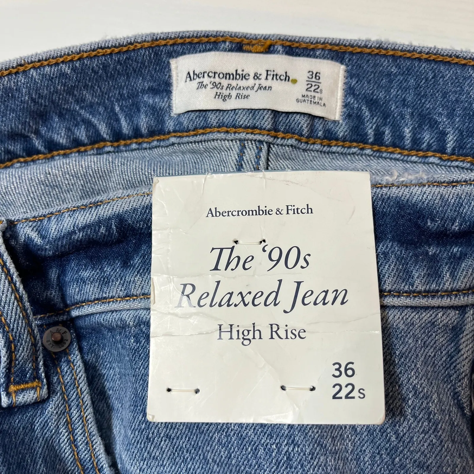 NWT Abercrombie High Rise 90S Relaxed Jean Medium Wash Plus Size 36 Short Petite - Image 9