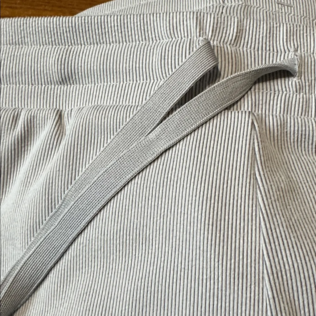 Recreation by Thread & Supply Women’s Lounge/Athletic Shorts, Large Gray - Image 5