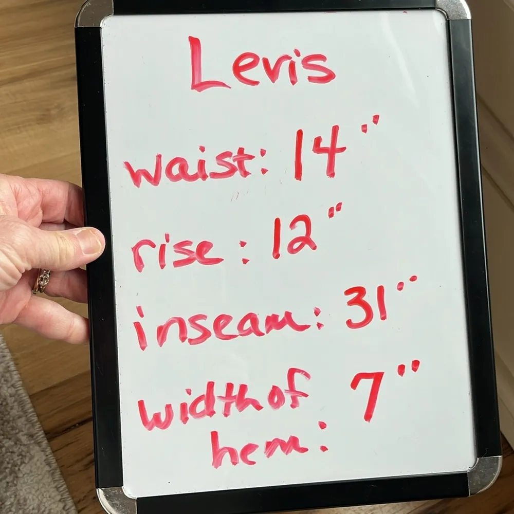 Levis 550 Relaxed Fit Tapered Leg Womens 10 Red Tab - Image 15