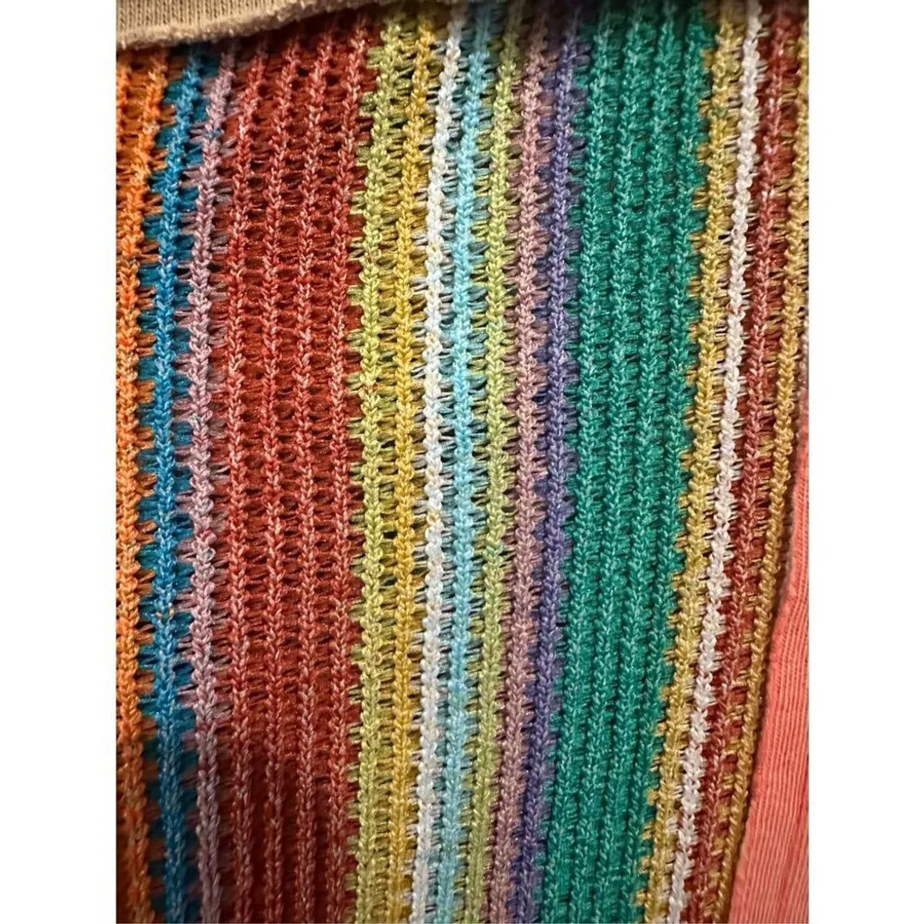 Easel Los Angeles Rainbow Crochet Hood Top in Multicolor - Image 8