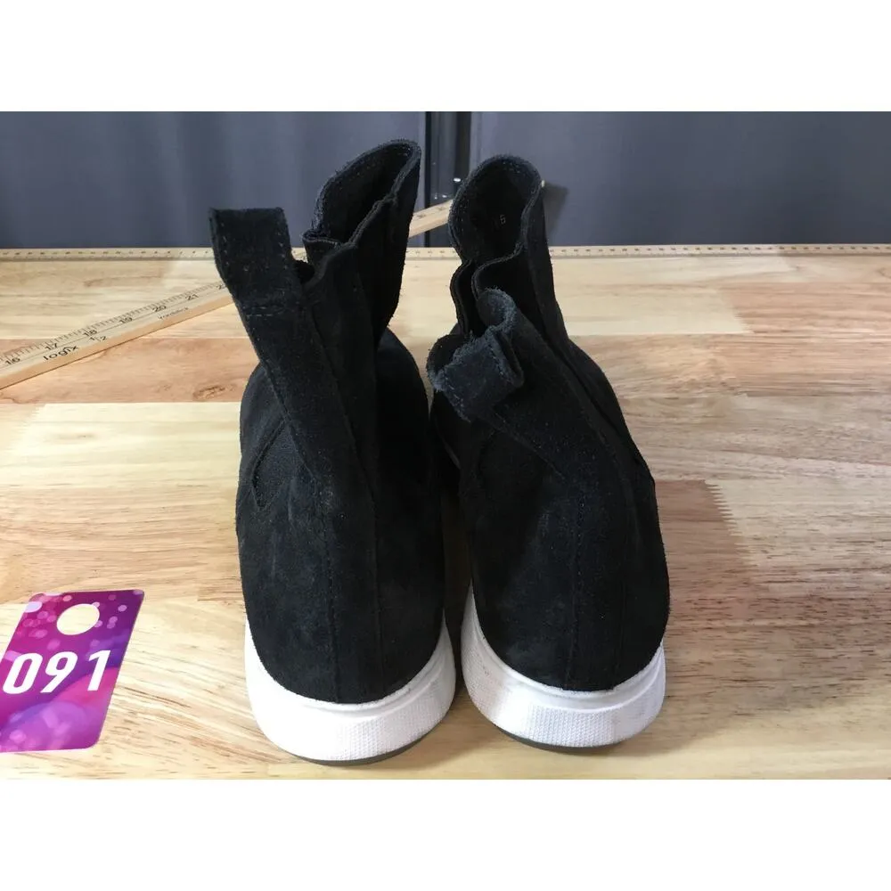 C La Canadienne Newport Women's Black Suede Waterproof Casual Chelsea Boot Size 9 - Image 3