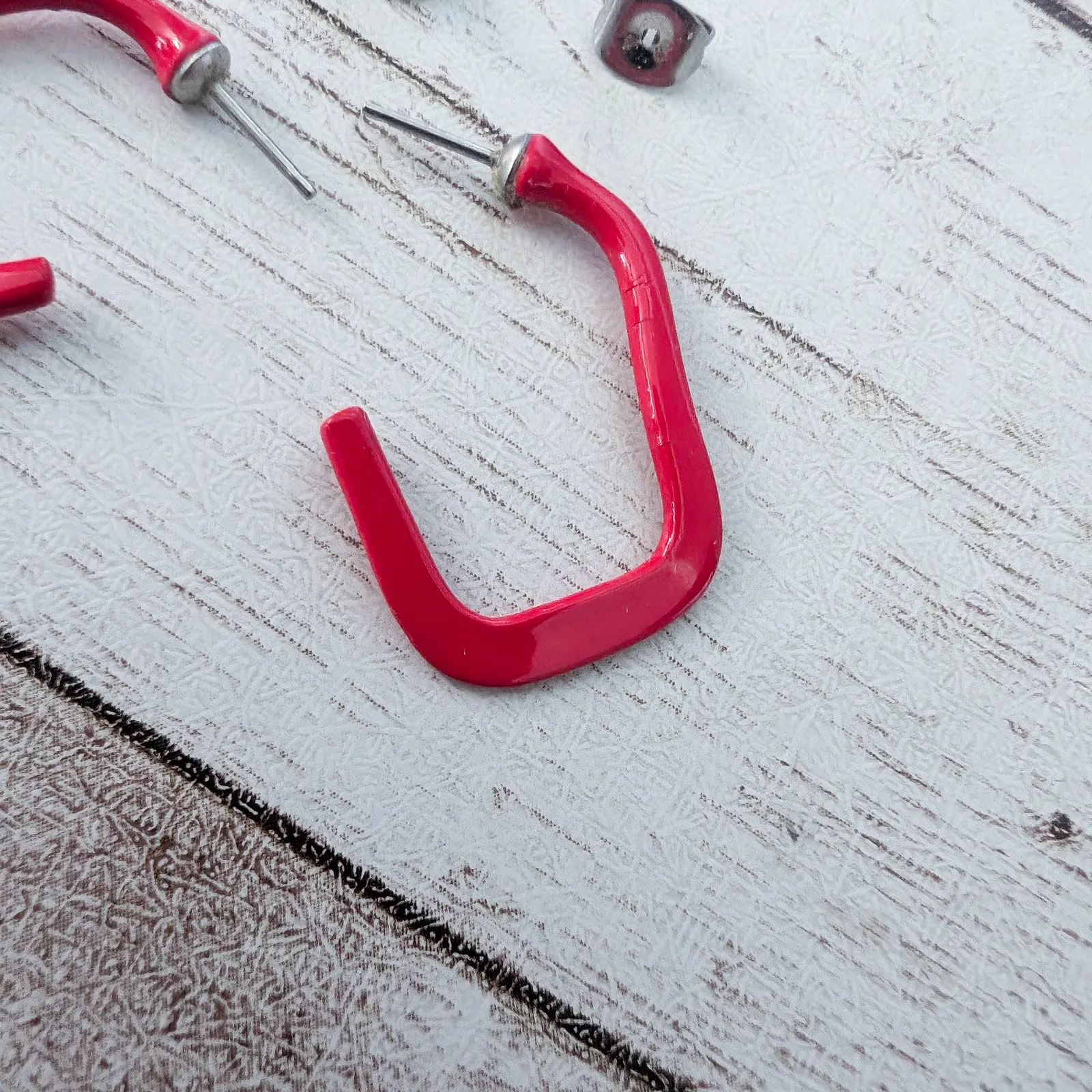 Vintage Earrings for Pierced Ears Unusual Shape Red - Image 9