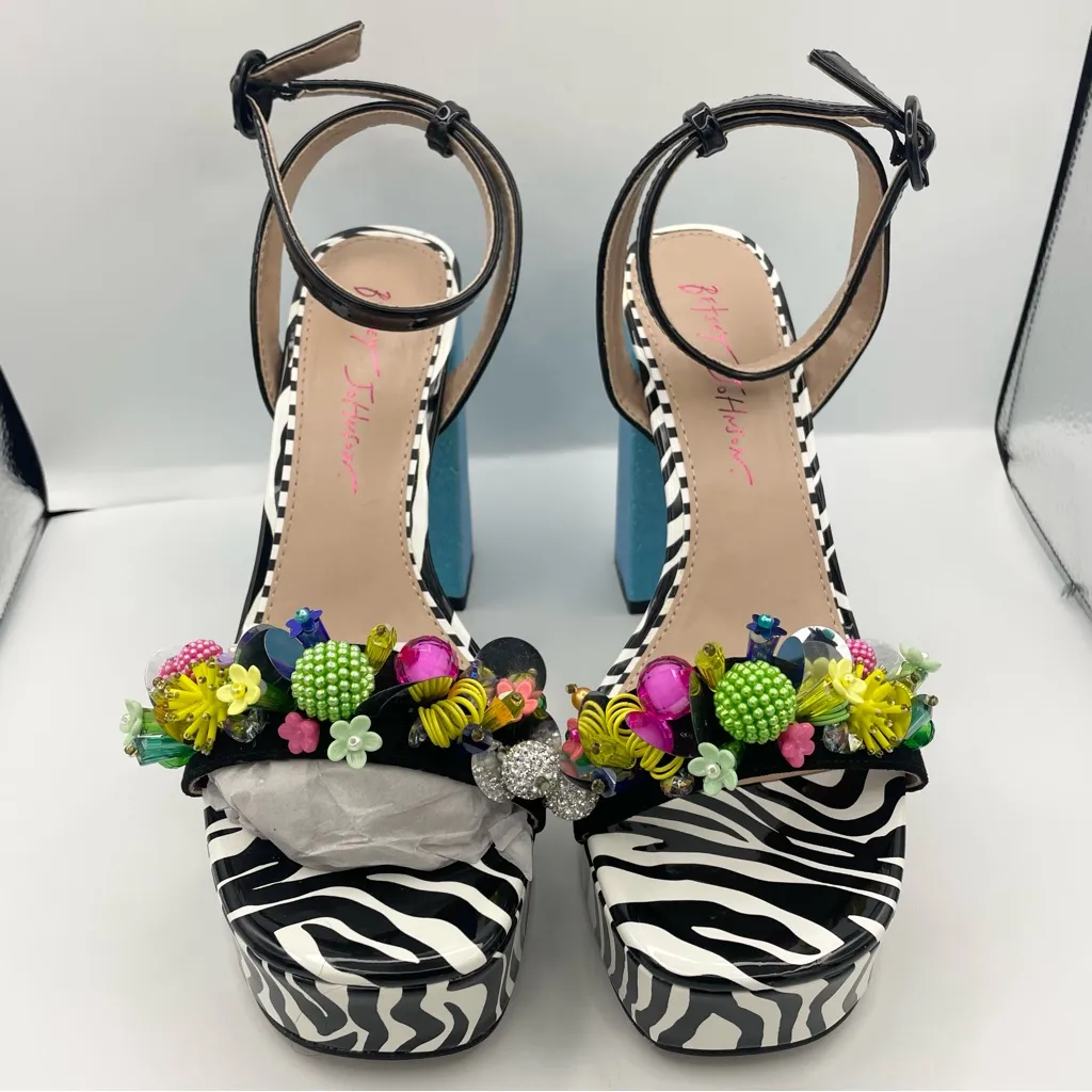 Betsey Johnson Jorden zebra glitter embellish detail platform heels Size 7.5 - Image 3