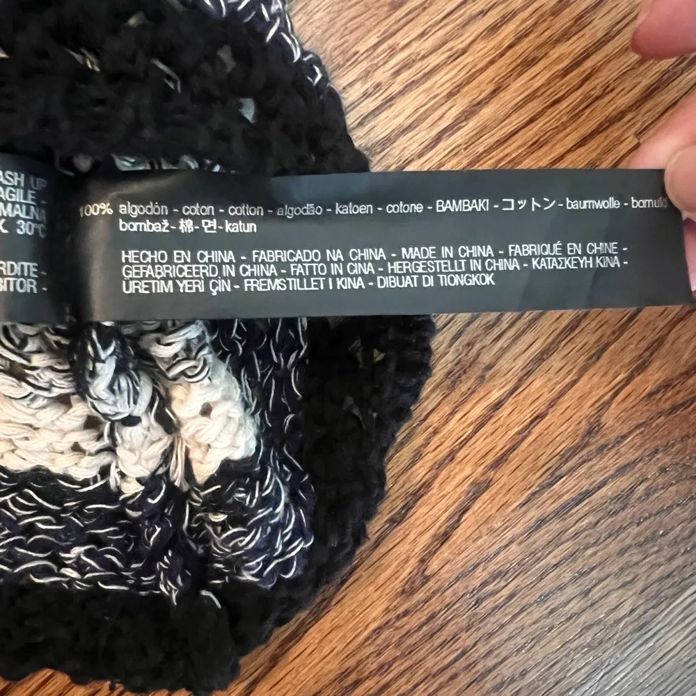 ZARA Knit Collection Mesh Knit Tank Top Size: Medium - Image 5