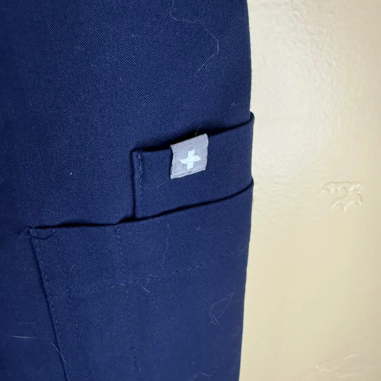 FIGS Technical Collection Navy Blue Jogger Scrub Pants Style TW2000R Size M - Image 3