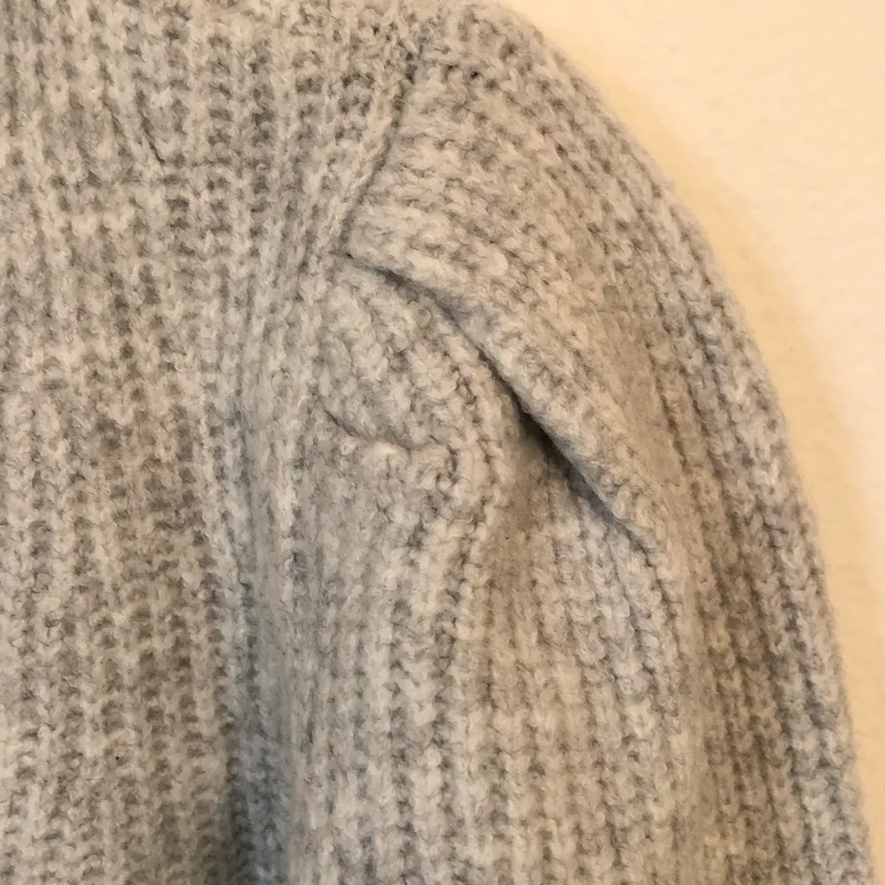 Vince Camuto Puff Sleeve Cardigan Sweater Gray S - Image 4