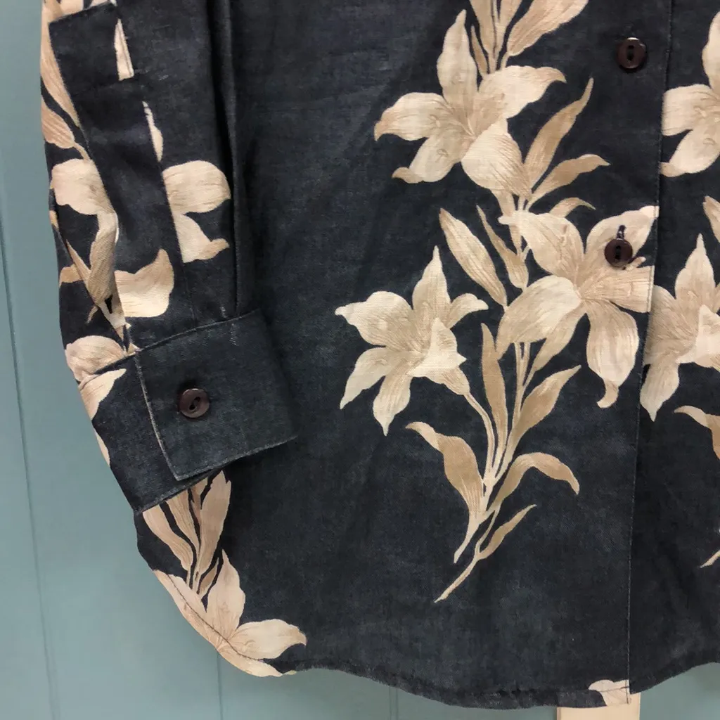 Vintage Liz Claiborne Sport 100% linen women’s‎ size S floral navy blue L/S top - Image 3