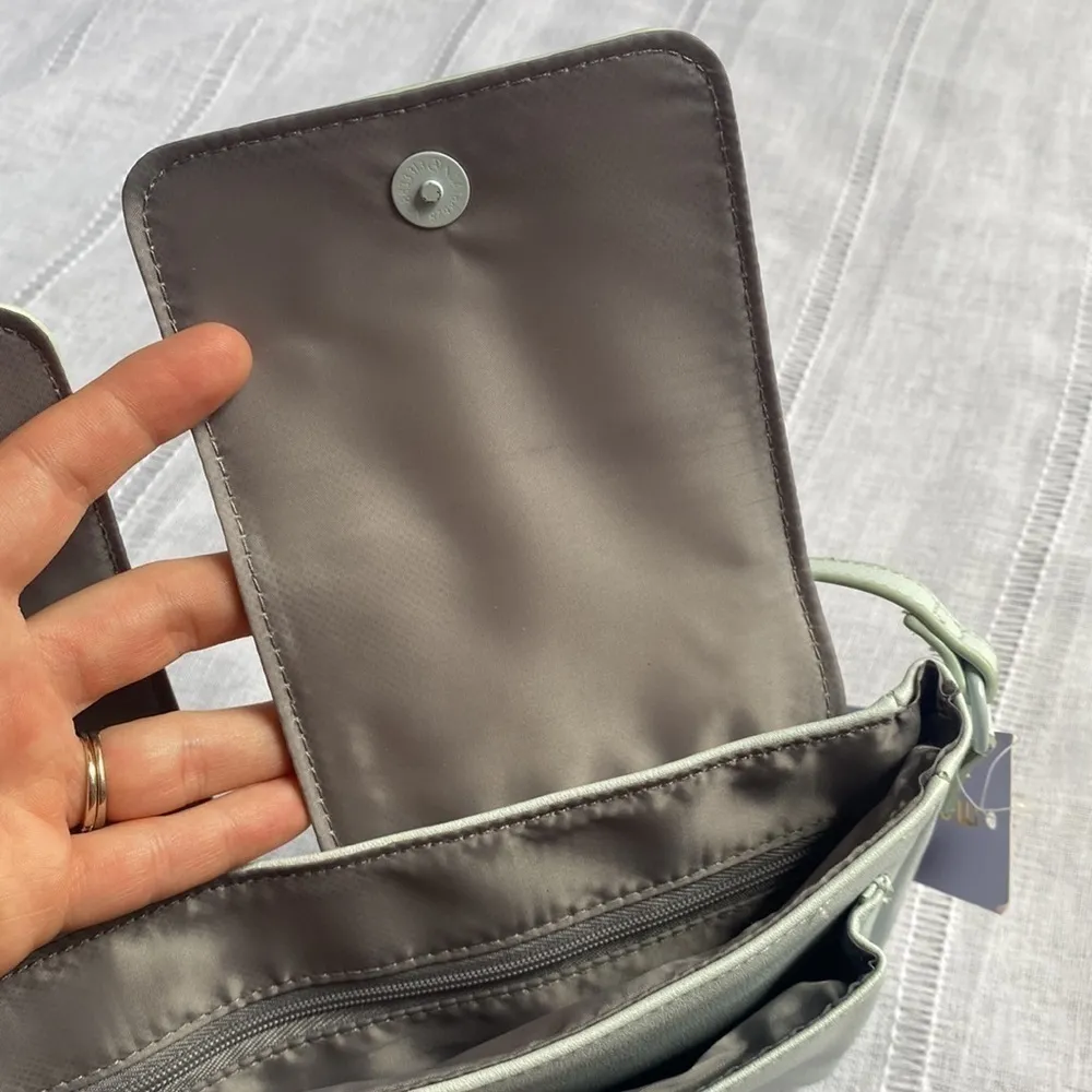 Steve Madden NWT shoulder bag in pale blue. - Image 10