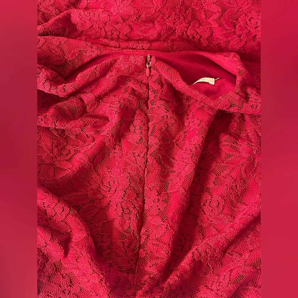 Elegant Red 3/4 Sleeve Crew Neck A - Image 9