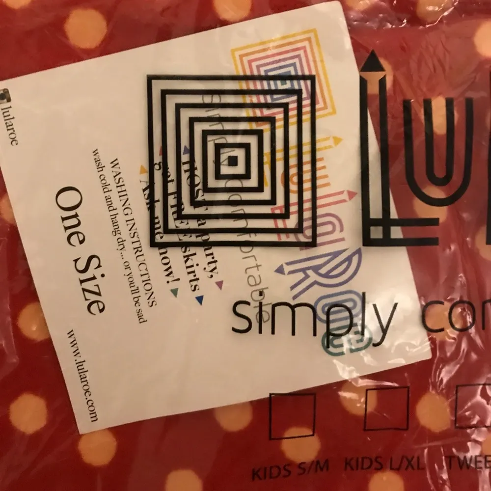 LuLaRoe Leggings Orange Polka Dots on Red One Size OS (2-10/12) BNWOT - Image 2