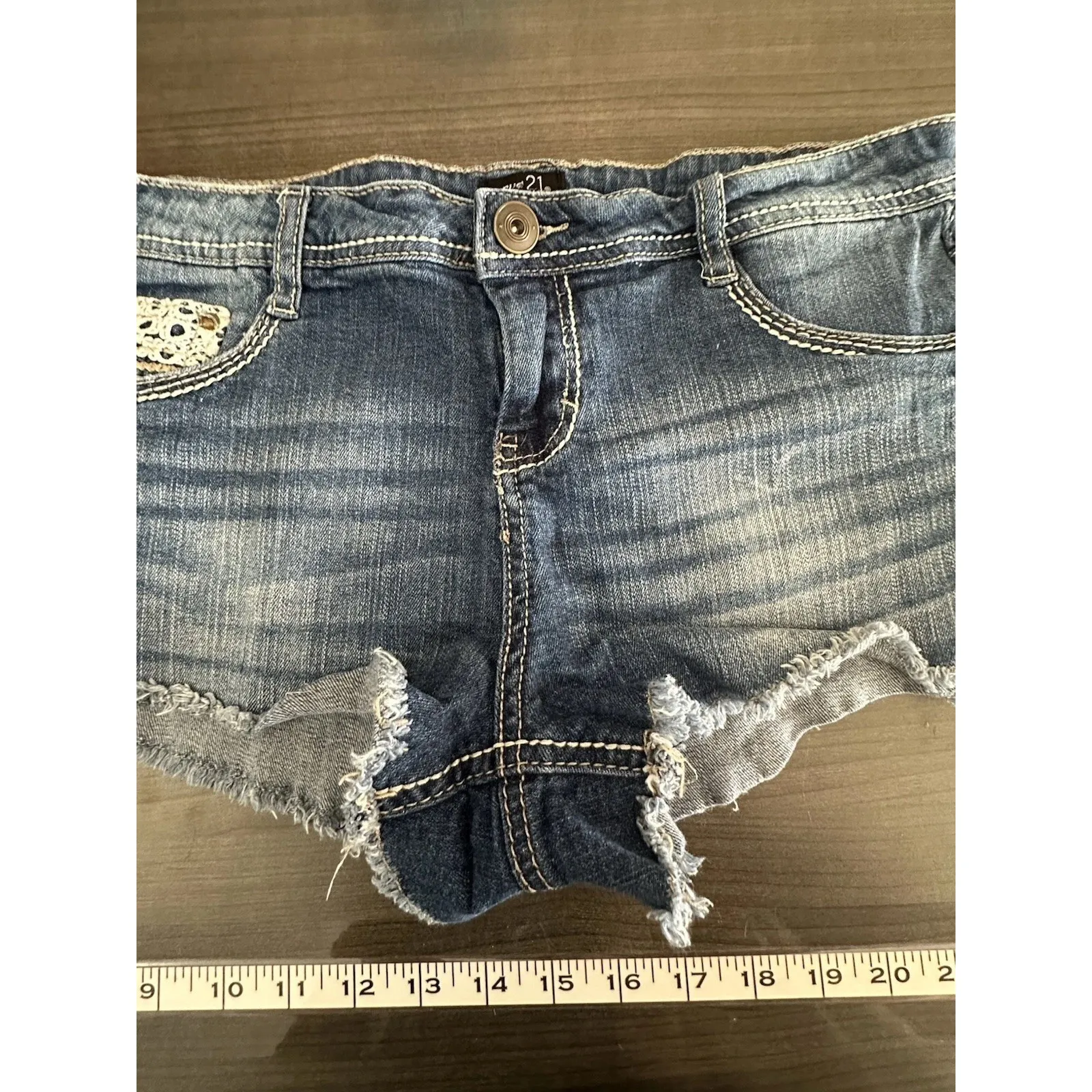 Y2K Rue21 Ultra Low Rise Denim Cut Off Jean Shorts Womens 7 Lace Detail - Image 4