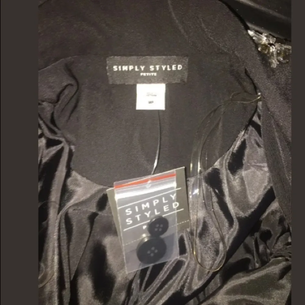 🆕 Simply Styled Black Medium Petite jacket - Image 36
