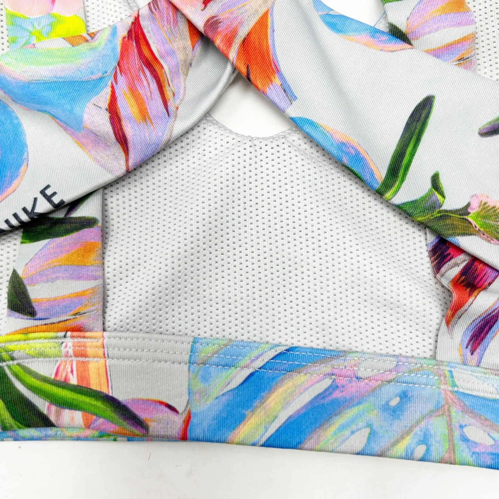 Nike Dri Fit‎ Indy Light Hyper Femme Sports Bra Floral Cross Back Activewear Top - Image 4
