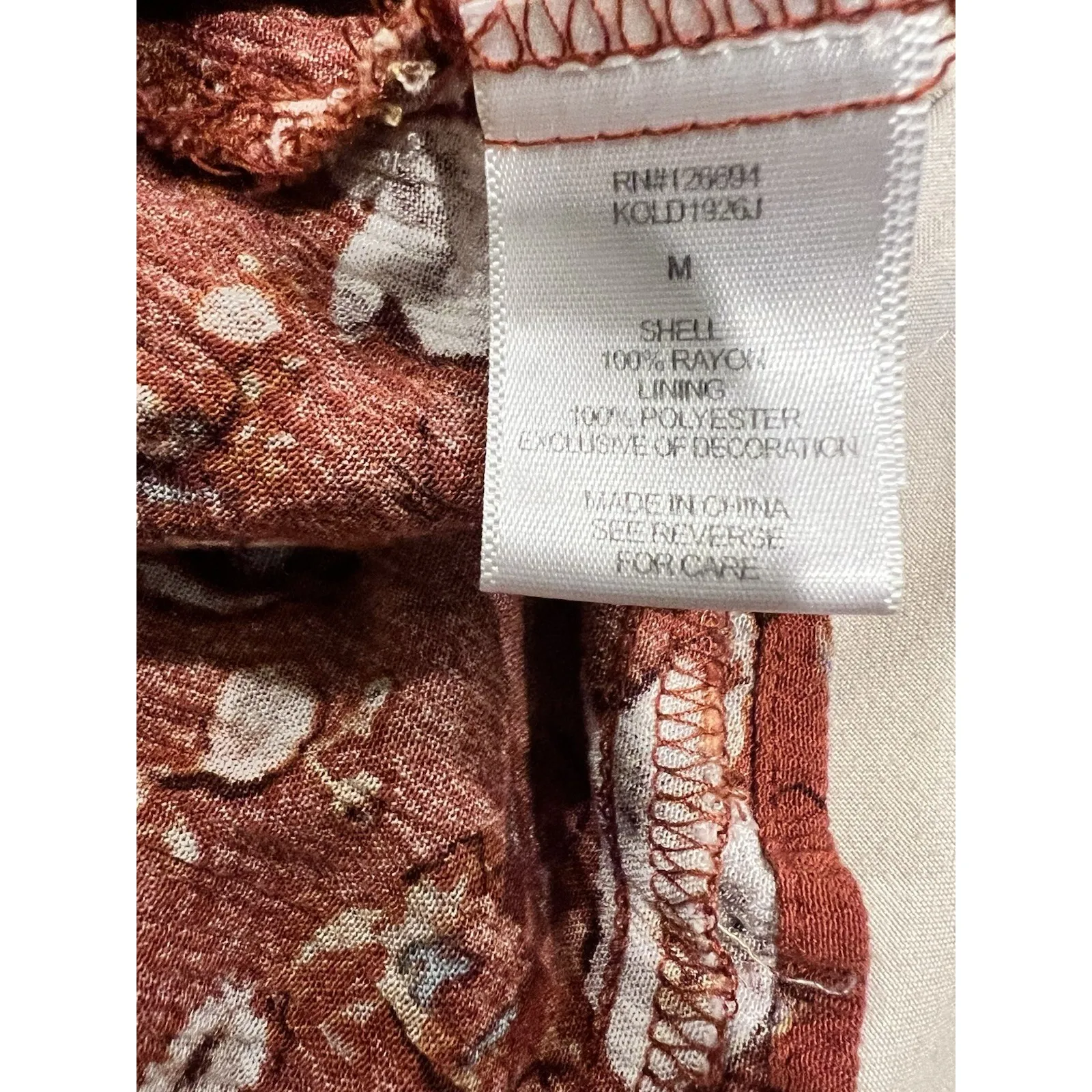 Live To Be‎ Spoiled Women's Medium Rust Floral Print Off Shoulder Dress - Image 5