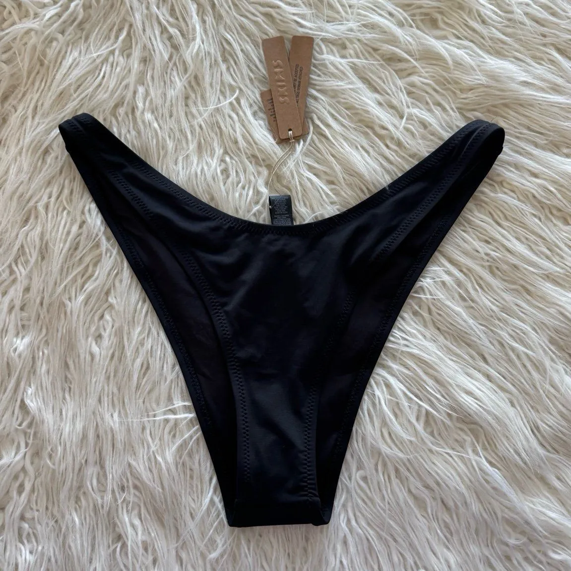 Skims Swim Cheeky Tanga Bottom Onyx Size Large - Image 2