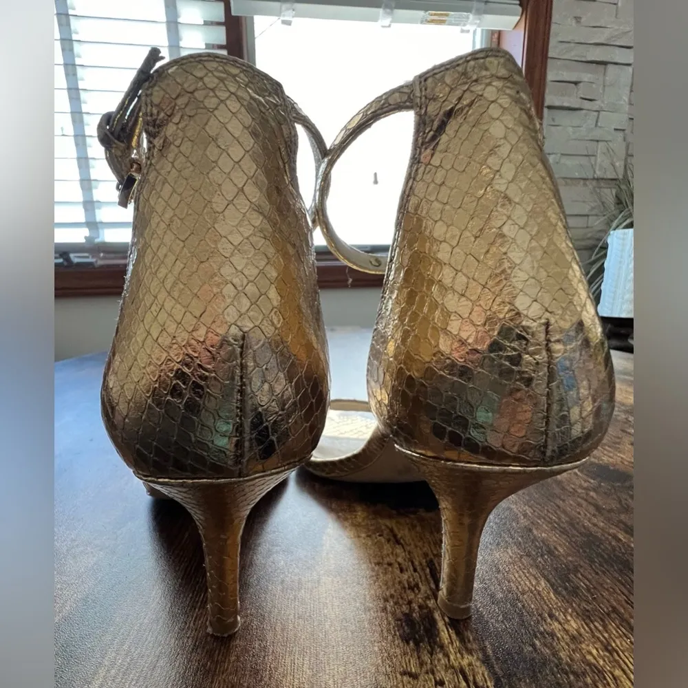 Michael Kors MICHAEL  | ladies Kristen heeled sandal. Size: 6.5M - Image 6