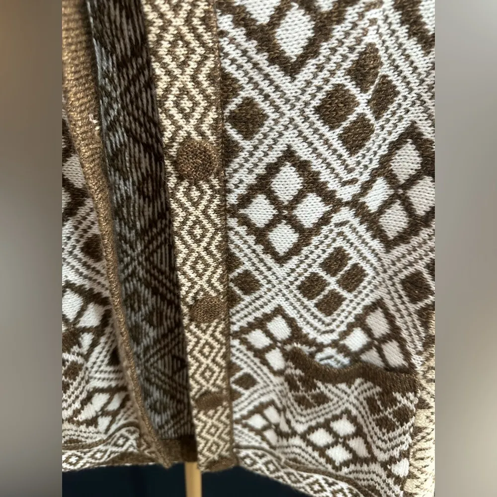 Alpaca Yarn Cardigan Sweater Made in Peru Large Knitted Button Down - Image 3