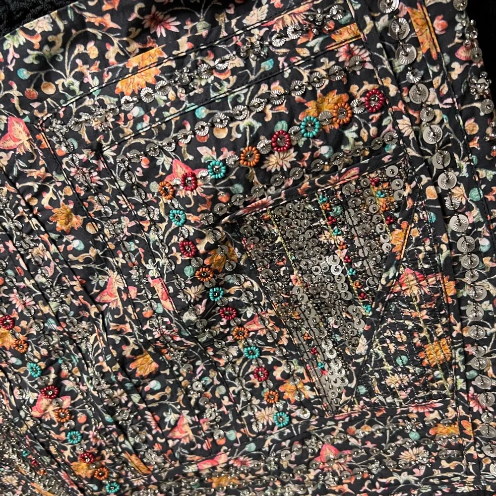 Free People Embellished Mini Skirt Size Large NWOT - Image 3