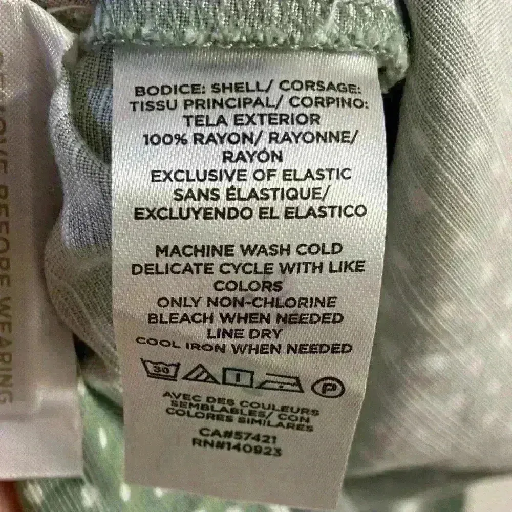 Loft  beach romper polka dot square neck with pockets ruched back. Large. NWT - Image 10