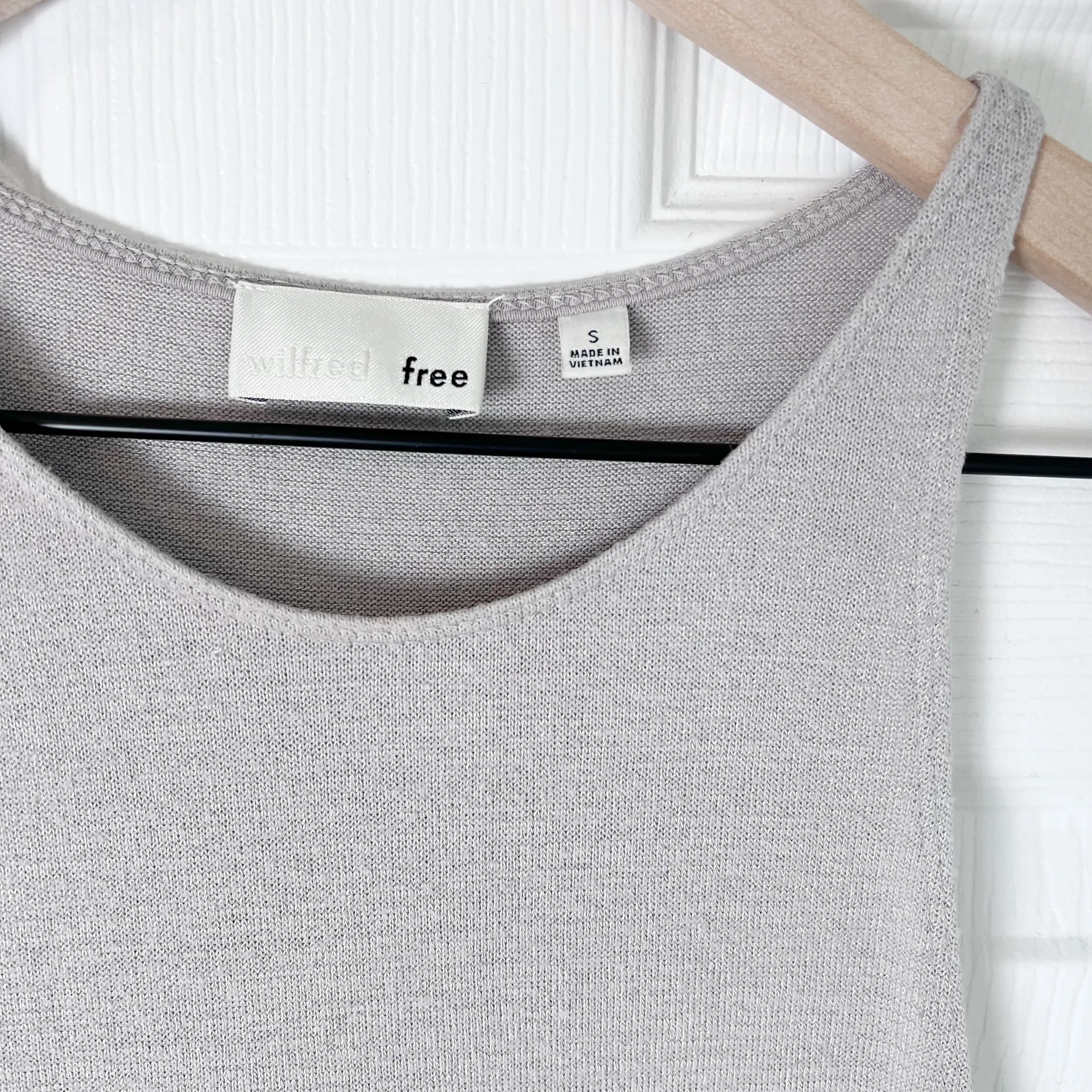 Aritzia  MIDI Dress - Image 4