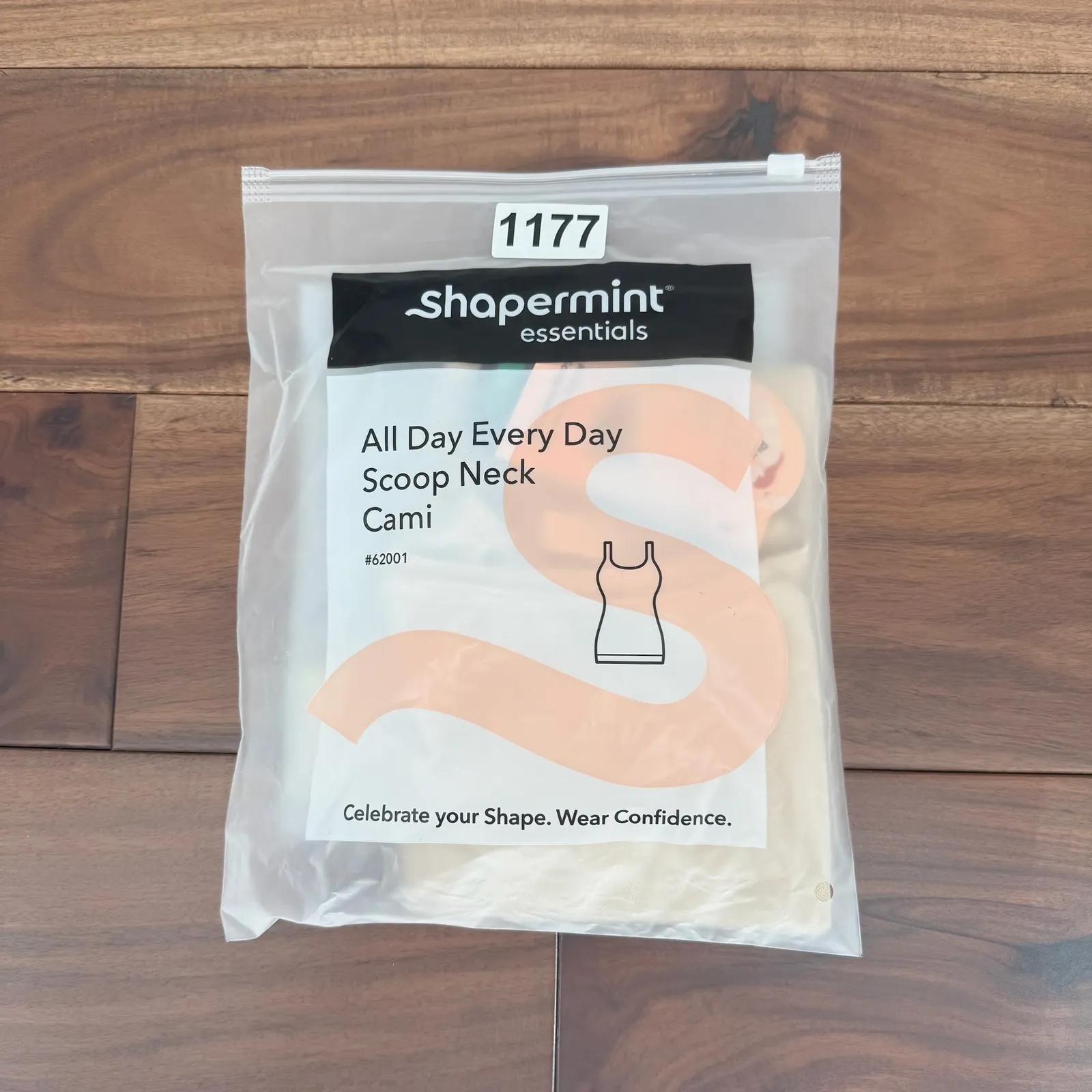 Shapermint Essentials All Day Every Day Scoop Neck Cami Chai Size L Tan Size L - Image 4