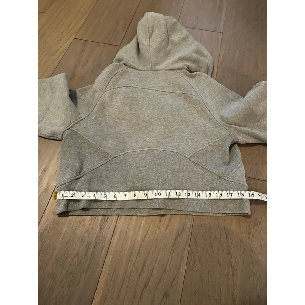Women's Lululemon Gray Scuba Oversized Half - Image 3