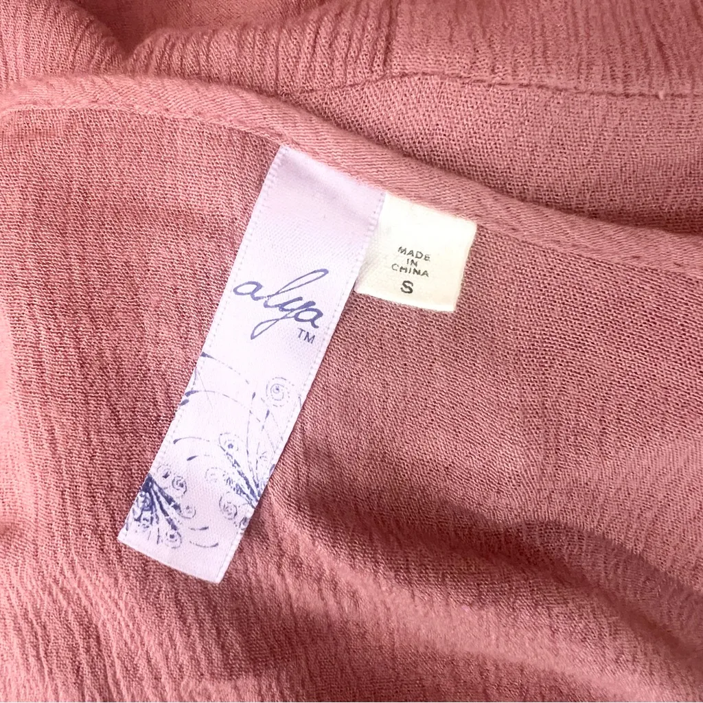 Alya Mauve Bohemian Bell Sleeve Flowy Peasant Top with Crochet Trim Size Small - Image 5