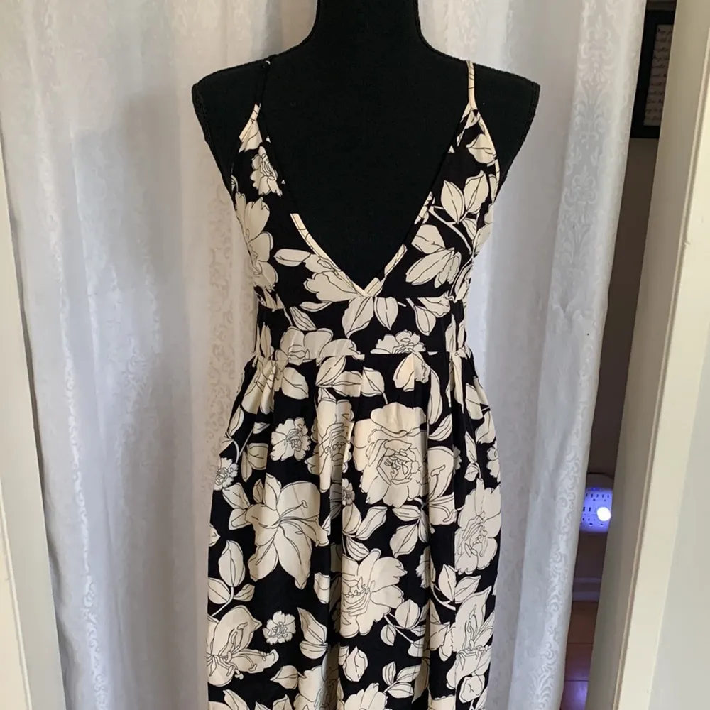 SHEIN Maxi Silky Halter Dress Sz: L - Image 3
