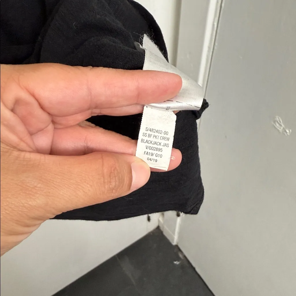 Old Navy “boyfriend” Black Short Sleeve Tee, medium - Image 5