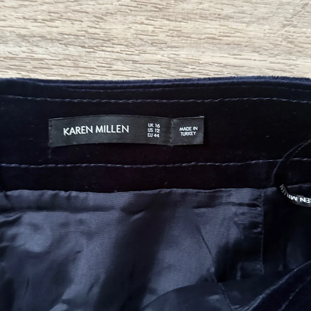 Karen Millen Midnight Buttoned Skirt Size 12  Women’s A-line Velvet - Image 5