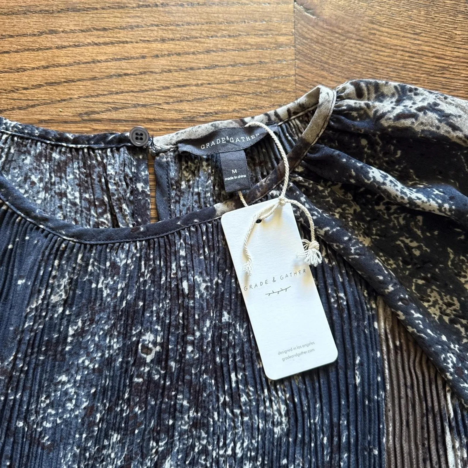 85. Grace and gather nwt pleated dress Brown Size M - Image 3