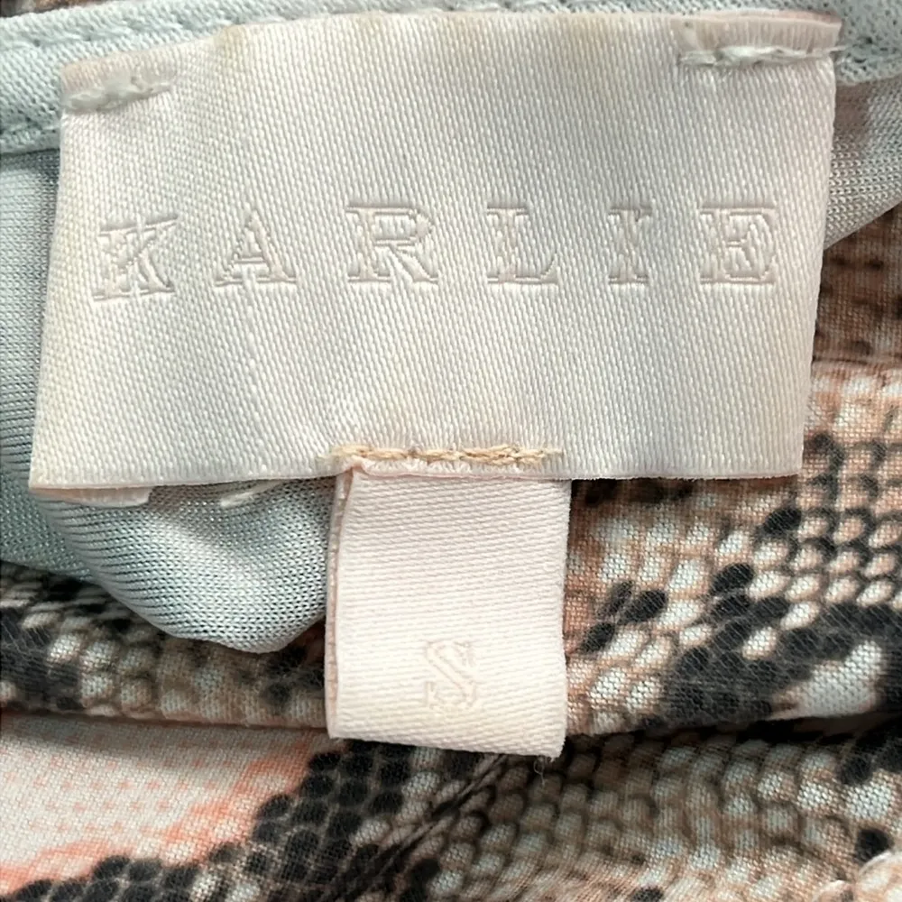 Karlie Snake Print Sleeveless Tunic - Image 7