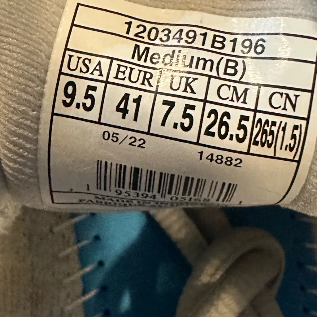 Brooks Shoes Signal 3 Womens
9.5 B White Gray Running
Sneakers Gym 1203491B196 - Image 8