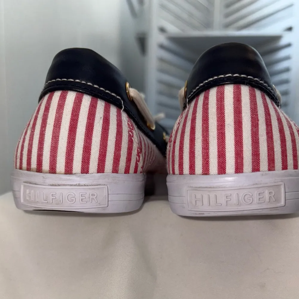 Tommy Hilfiger Womens Size 7.5 Adriel 2 Pink/White Faux Leather Striped Boat Low - Image 8