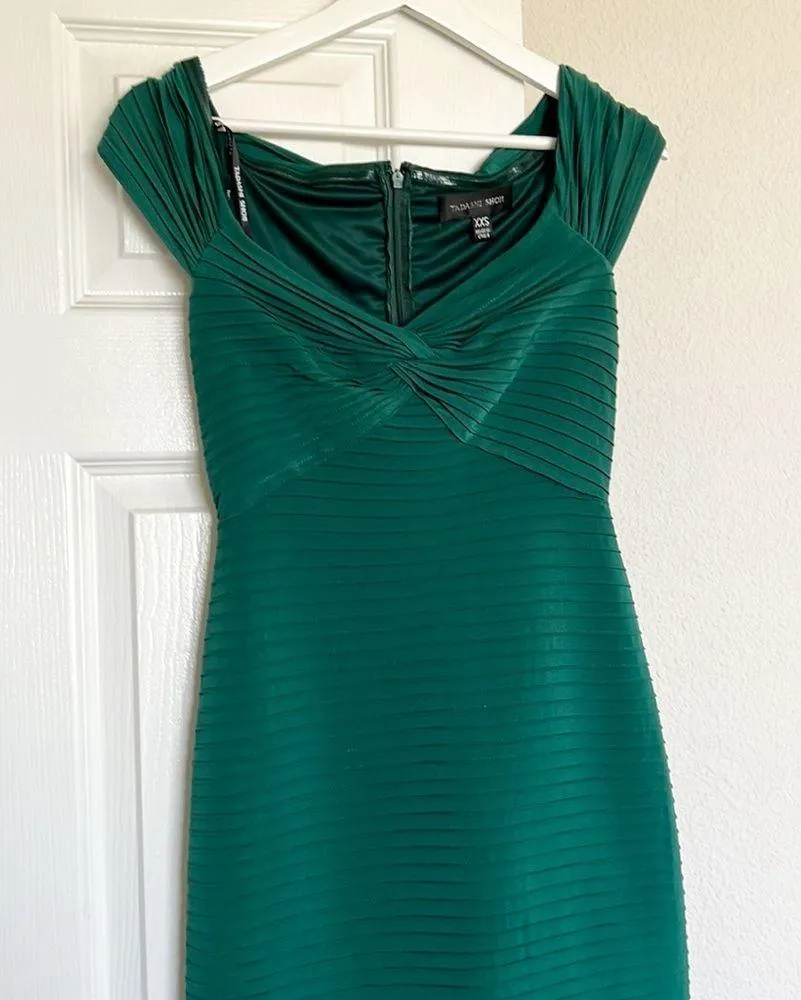 Tadashi Shoji Cisero Pintuck Midi Dress - Image 2