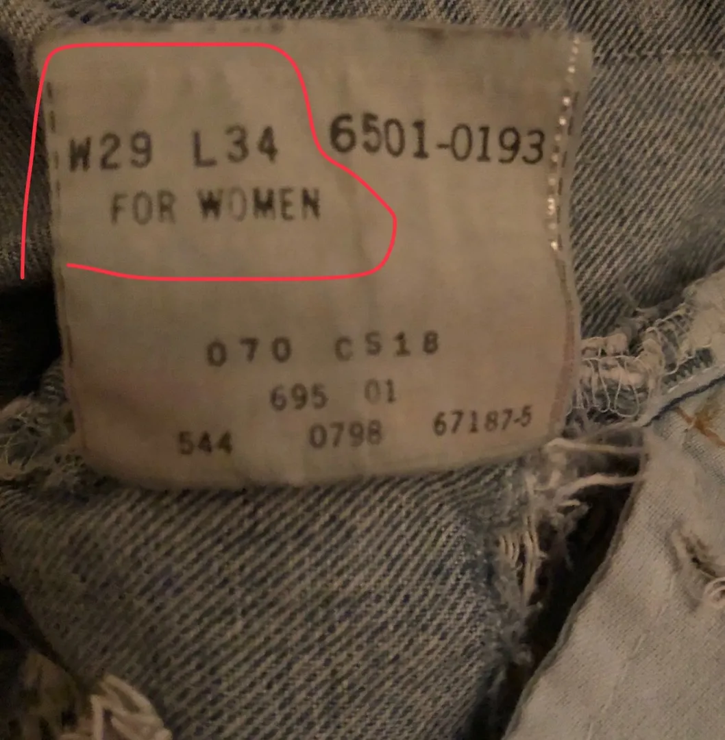 Levi’s Vintage High Waisted Distressed Ripped Shorts - Image 7