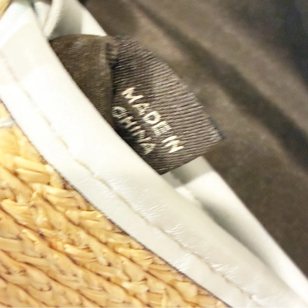 Coach Straw Raffia Summertime White Gold Leather Turn Buckle Wristlet Clutch - Image 6